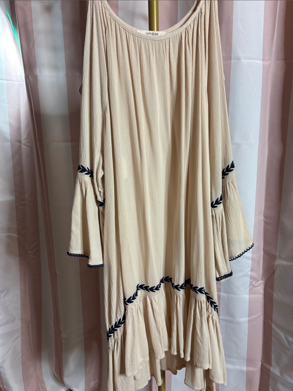 Umgee Cream High-Low Skirt with Navy Leaf Trim